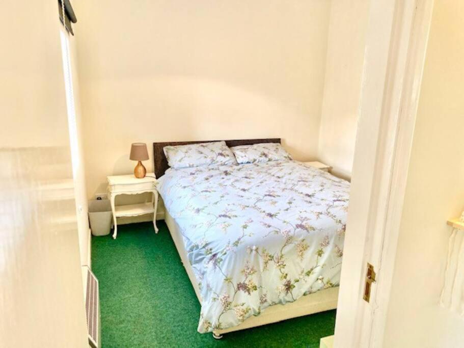 Cosy 2 Bed Cottage Next To Fota Wildlife Park Κορκ Εξωτερικό φωτογραφία