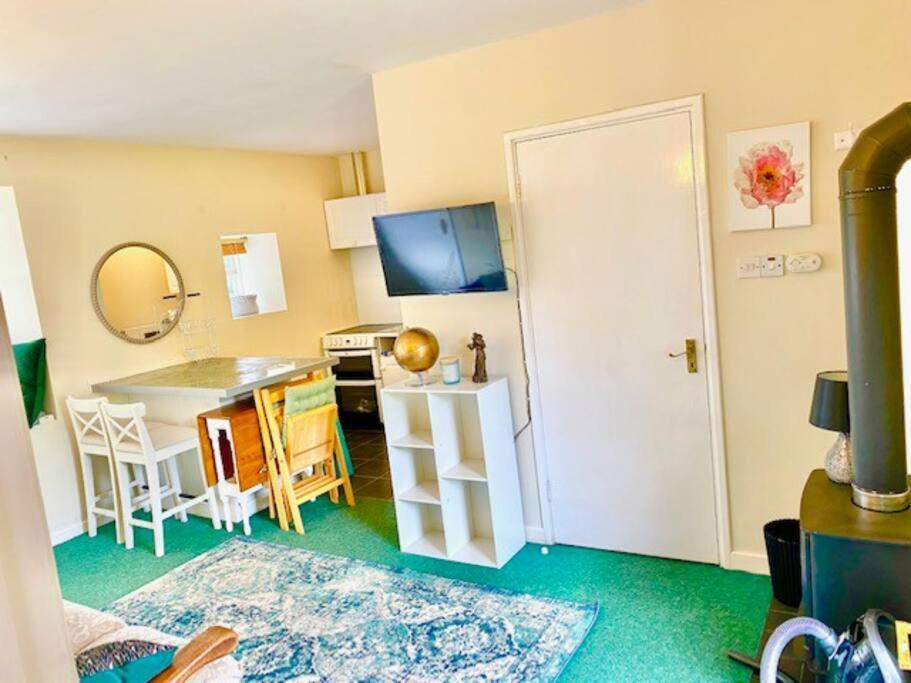 Cosy 2 Bed Cottage Next To Fota Wildlife Park Κορκ Εξωτερικό φωτογραφία